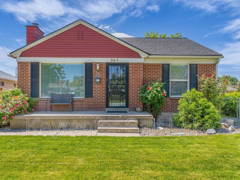 965 MacFarland Dr in Salt Lake City, UT - Building Photo