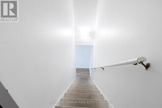 53 Taunton Rd E in Oshawa, ON - Building Photo - Building Photo