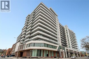 212 King William St in Hamilton, ON - Building Photo