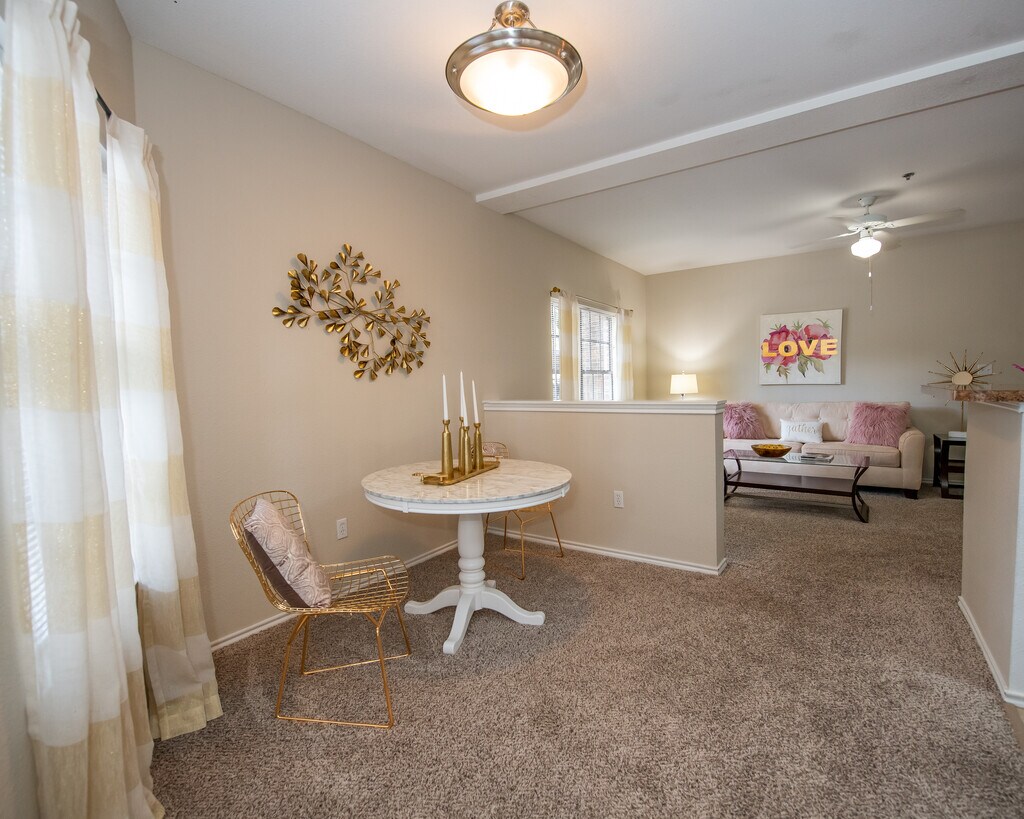 Arbors of Pleasant Valley Apartments in Little Rock, AR