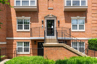 McLean Gardens in Washington, DC - Building Photo - Building Photo