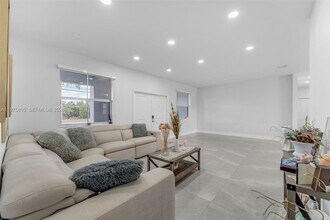 19866 SW 320th St in Homestead, FL - Building Photo - Building Photo