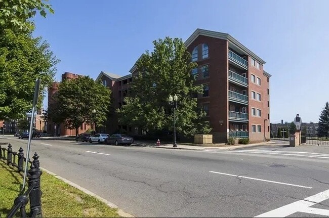 50 S Common St in Lynn, MA - Building Photo - Building Photo