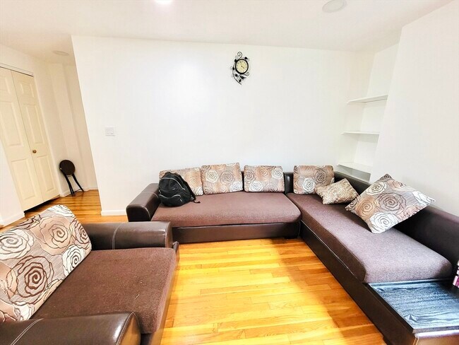 55 Colborne Rd, Unit #1 in Boston, MA - Building Photo - Building Photo