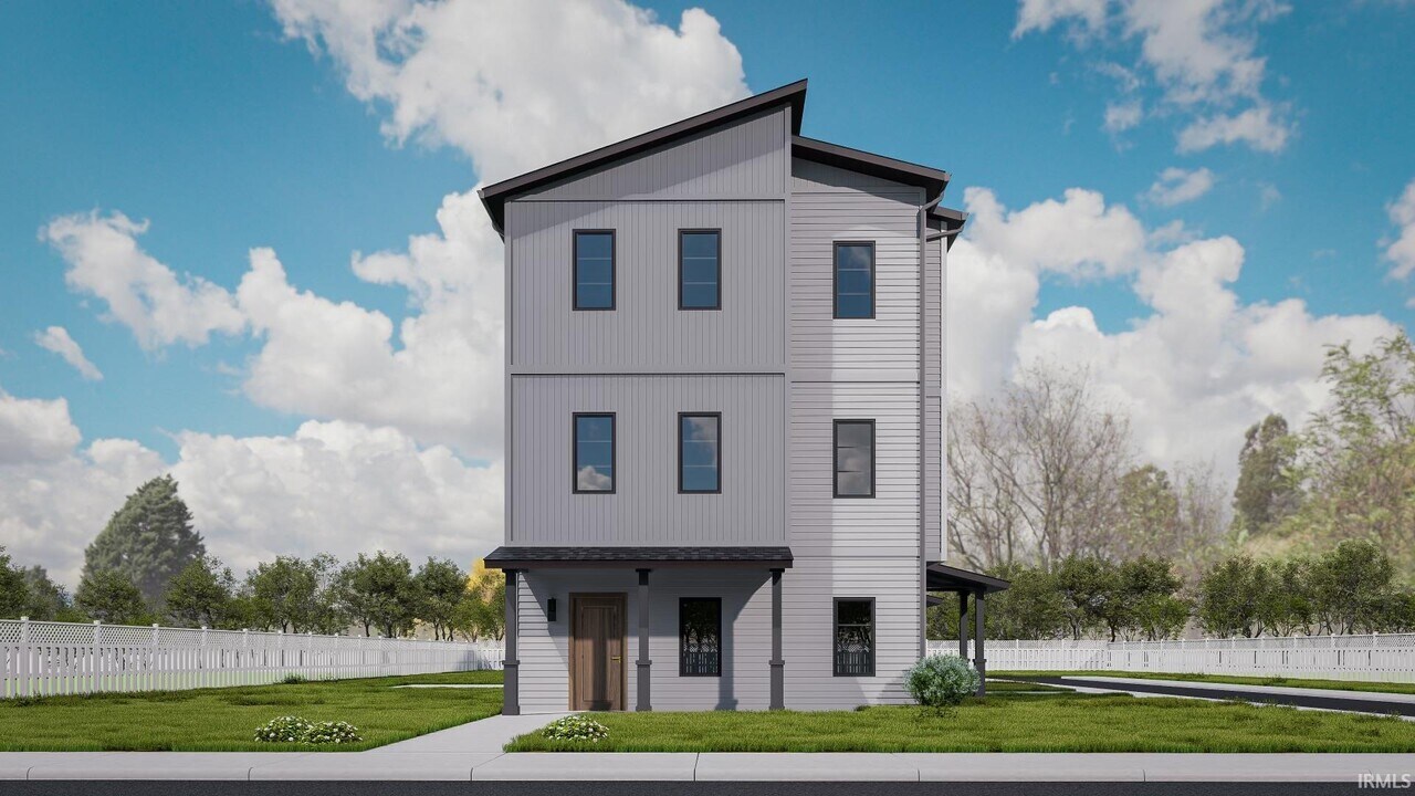 367 W Country Club Dr in Bloomington, IN - Building Photo