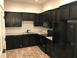 5811 Luminous Ln in Killeen, TX - Building Photo - Building Photo