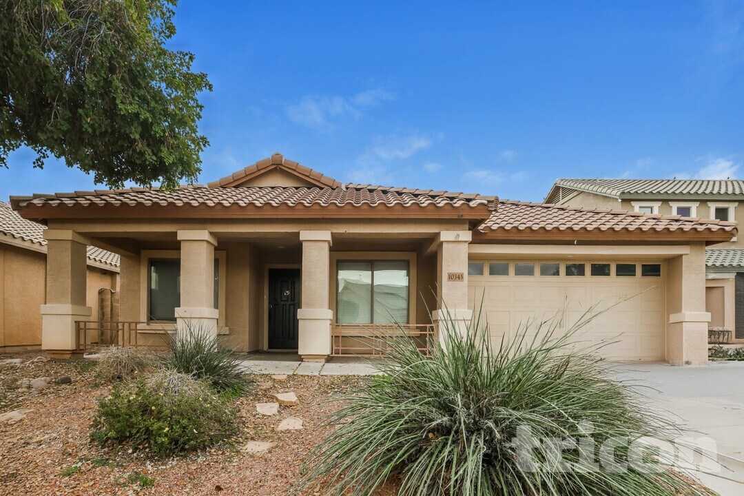10343 West Odeum Ln in Tolleson, AZ - Building Photo