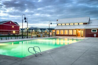 492 S Highpoint Dr in Saratoga Springs, UT - Building Photo - Building Photo