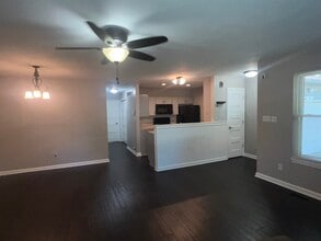 511 Bernard Ave in Indianapolis, IN - Foto de edificio - Building Photo