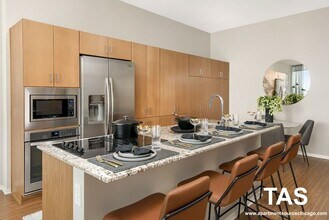 200 E Illinois St in Chicago, IL - Foto de edificio - Building Photo