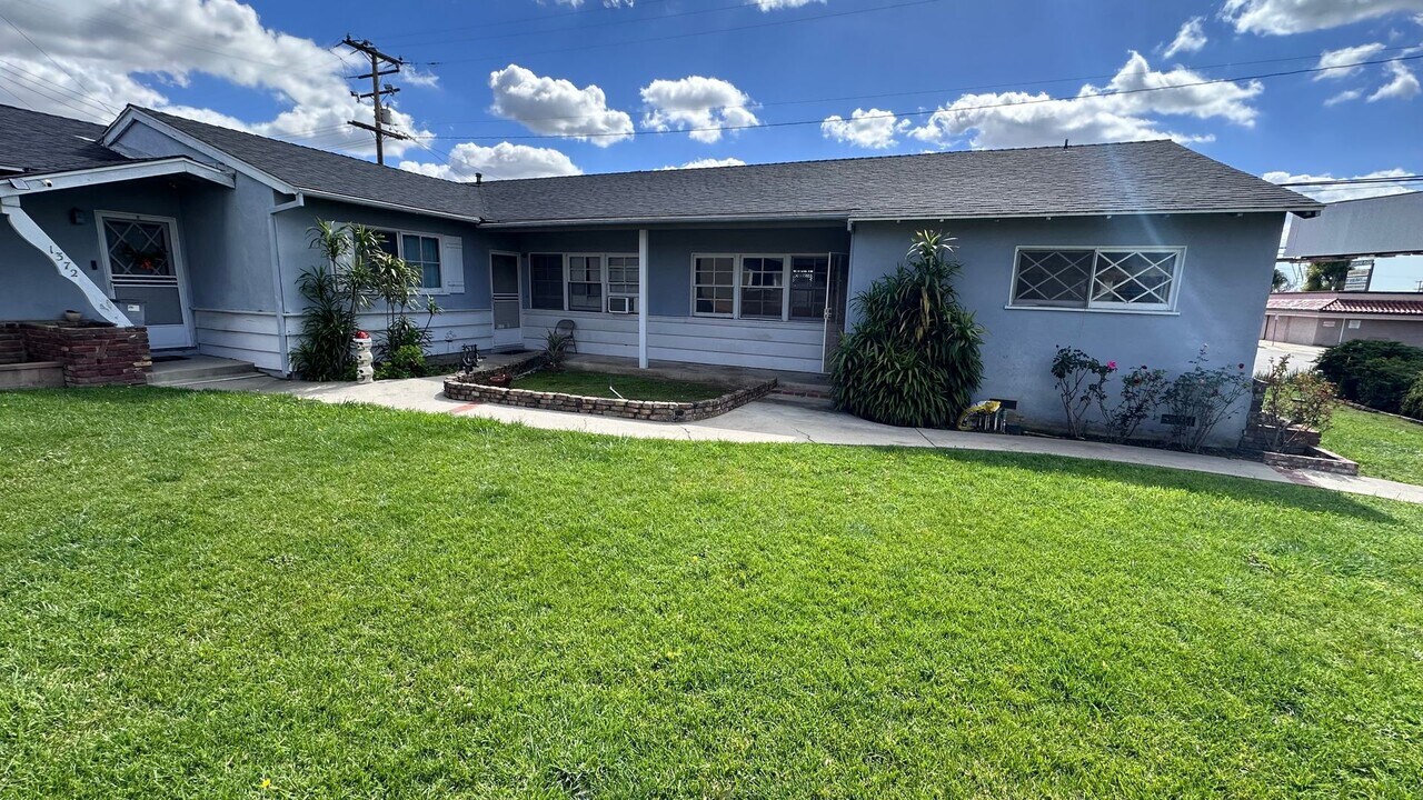 1372 Koopmans Way in La Habra, CA - Building Photo