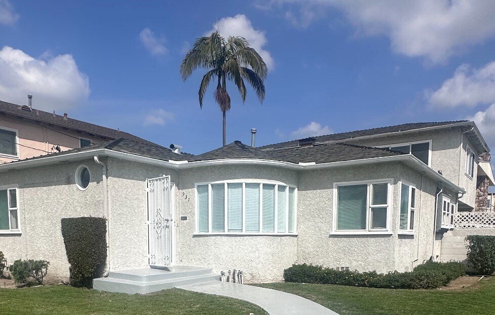 931 E La Palma Dr in Inglewood, CA - Building Photo
