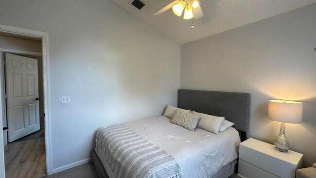 property at 320 Hammocks Trail