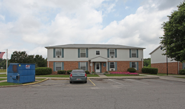 Abbott Arms Apartments in Cayce, SC - Building Photo - Building Photo