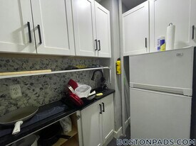 16-20 Westland, Unit 204 in Boston, MA - Building Photo