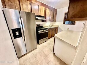 2216 32nd Ave in Meridian, MS - Building Photo - Building Photo