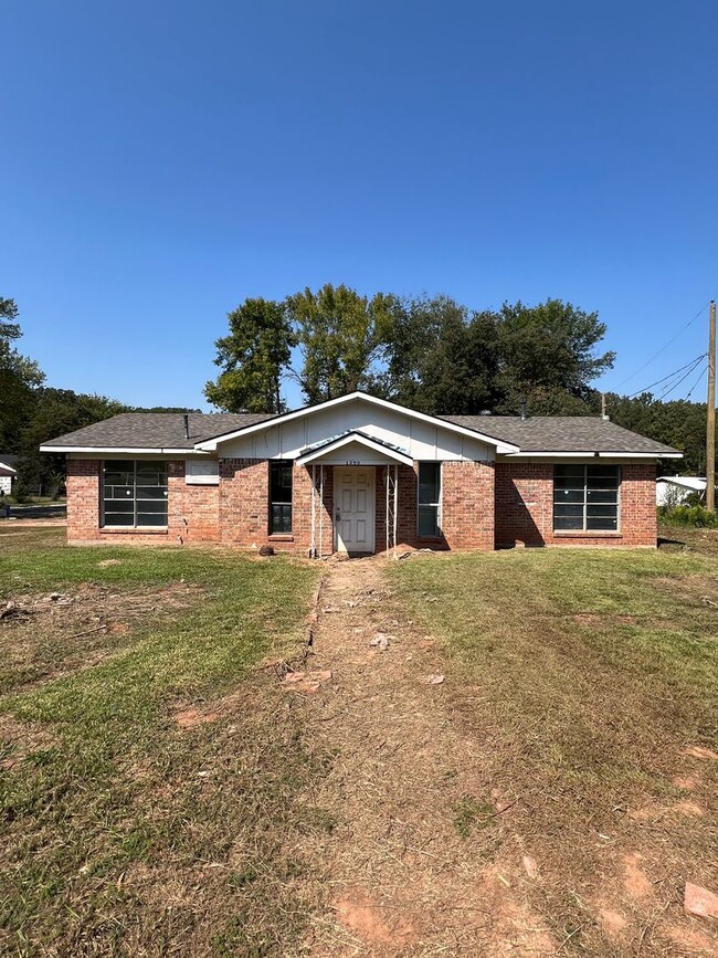 1250 Hawkins St in Shreveport, LA - Building Photo - Building Photo