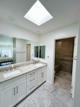 7 Viento Dr in Irvine, CA - Building Photo - Building Photo