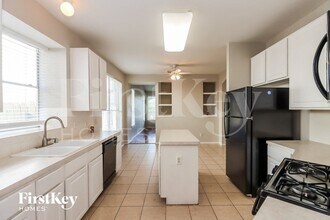 12831 Pheasant Lake Ct in Houston, TX - Building Photo - Building Photo