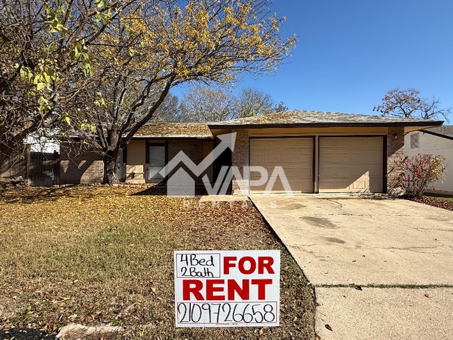 826 Thrasher Dr in San Antonio, TX - Building Photo - Building Photo