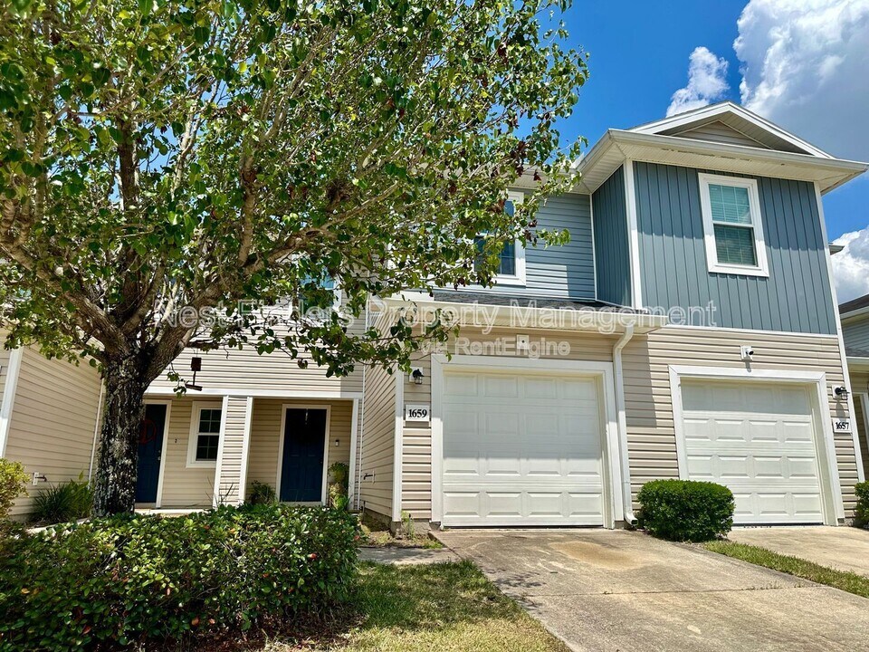 1659 Biscayne Bay Cir in Jacksonville, FL - Building Photo