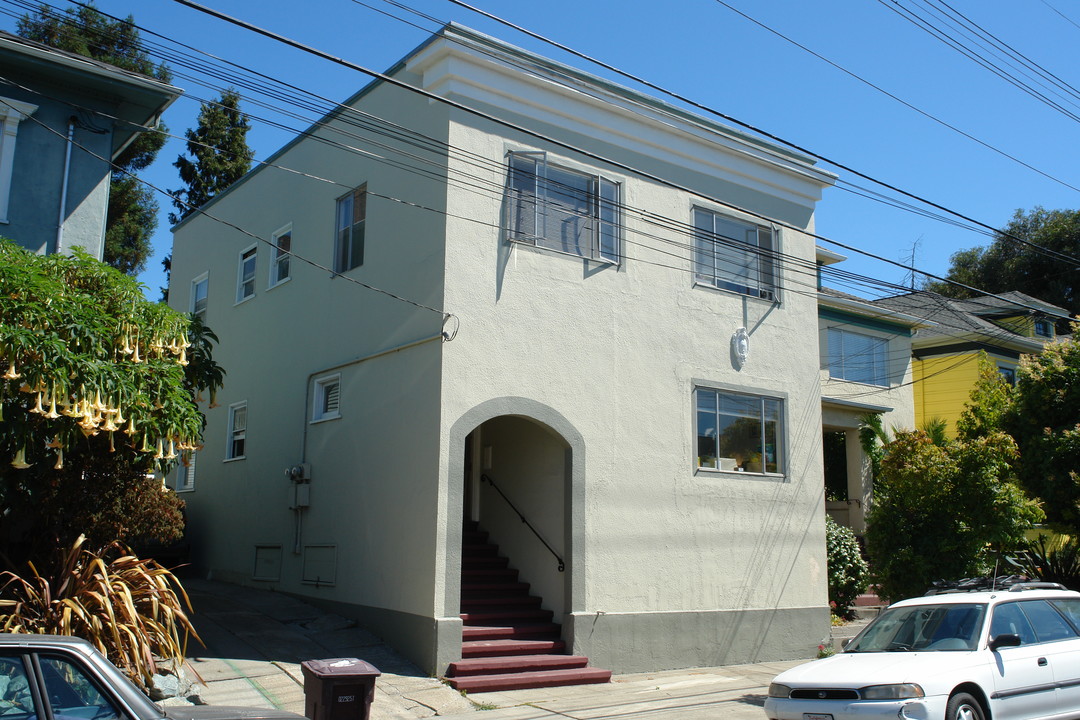 482-484 41st St in Oakland, CA - Building Photo