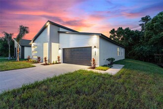 331 Royal Palm Wy in Winter Haven, FL - Building Photo - Building Photo