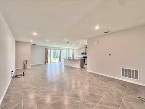 33869 Field Maple Lp in Wesley Chapel, FL - Building Photo - Building Photo