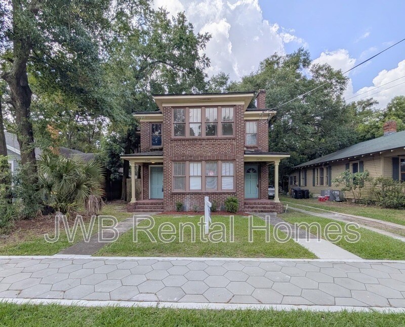 2250 Dellwood Ave in Jacksonville, FL - Building Photo
