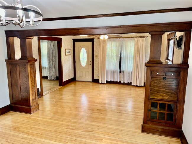 property at W61N413 Washington Ave