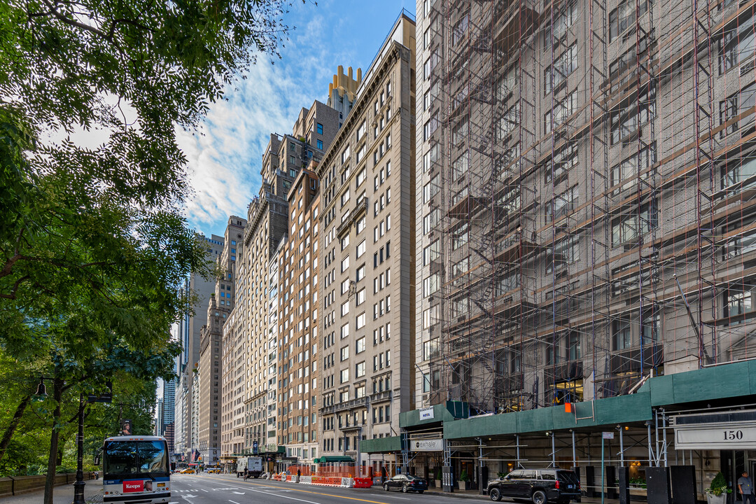 128 Central Park S in New York, NY - Foto de edificio