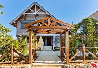 1054 Maine Ave in Long Beach, CA - Building Photo - Building Photo