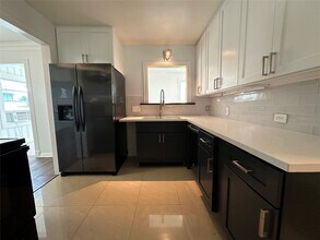 3809 Wentworth St in Houston, TX - Building Photo - Building Photo