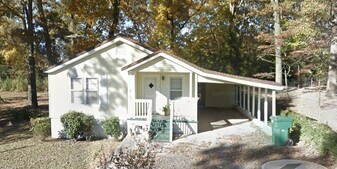 712 2nd Way in Pleasant Grove, AL - Building Photo