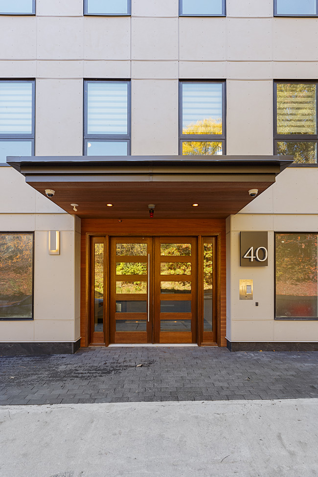 Longwood Terrace in Boston, MA - Foto de edificio - Building Photo