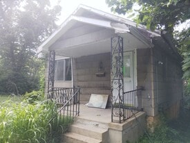 4521 Oakwood Ave in St. Louis, MO - Building Photo