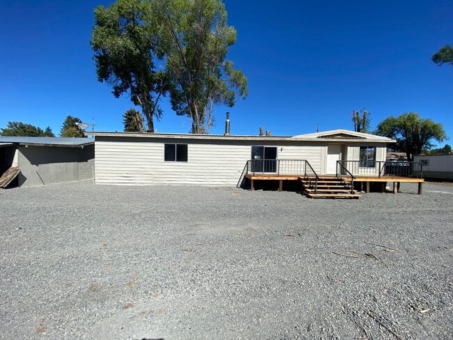 3862 1/2-3862 1/2 Clinton Ave in Klamath Falls, OR - Building Photo - Building Photo