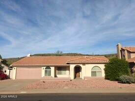 4038 E Thistle Landing Dr in Phoenix, AZ - Building Photo