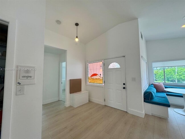 property at 10911 N Bayshore Dr