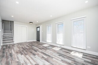 15369 Ingleside Ave in South Holland, IL - Building Photo - Building Photo