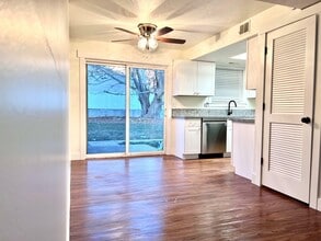 331 N 100 W in Centerville, UT - Building Photo - Building Photo