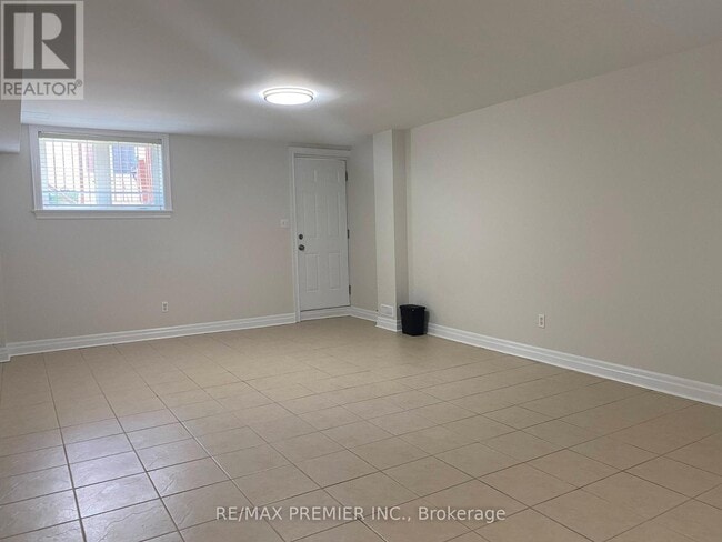 property at 34 Algarve Crescent