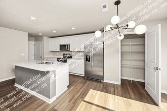2578 SE Morningdew Dr in West Des Moines, IA - Building Photo - Building Photo
