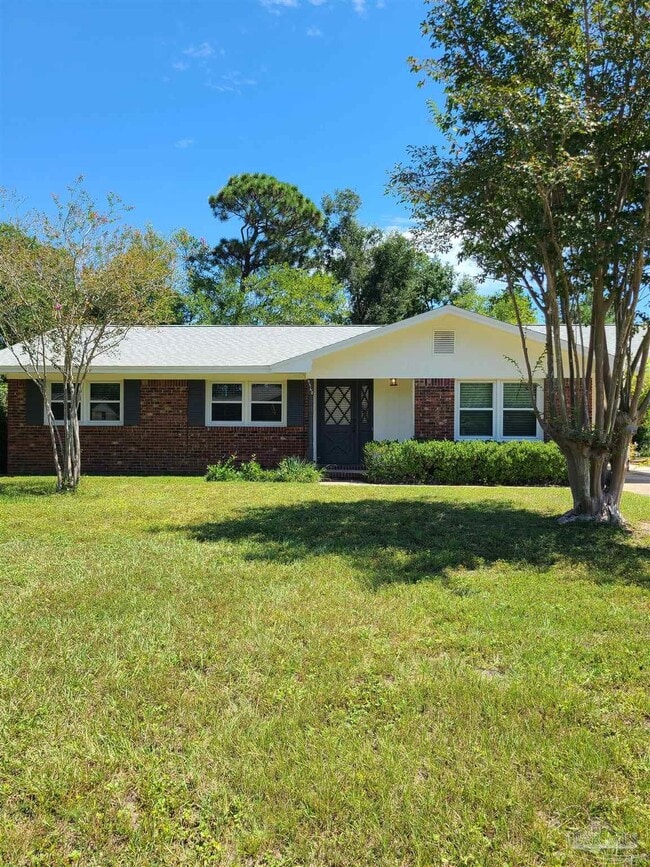 property at 5560 Hibiscus Rd