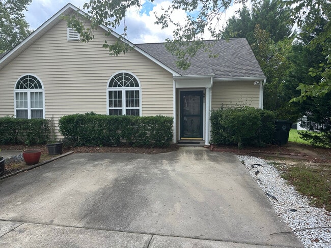 6011 Osprey Cove Dr in Raleigh, NC - Building Photo - Building Photo