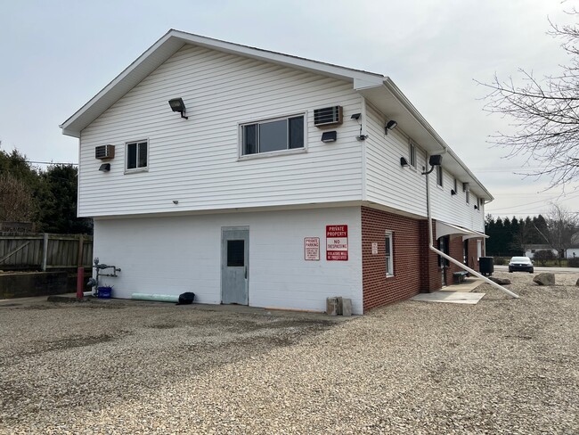 309 W Main St, Unit 5 in New Alexandria, PA - Building Photo - Building Photo