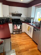 275 Boston Ave, Unit 275 Boston Ave in Medford, MA - Foto de edificio - Building Photo