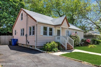 79 Main Bayway in Toms River, NJ - Building Photo - Building Photo
