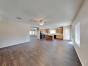 6976 S Martlet Dr in Tucson, AZ - Building Photo - Building Photo