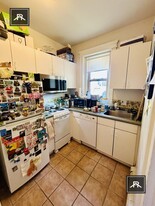 1679 Commonwealth Ave in Boston, MA - Building Photo